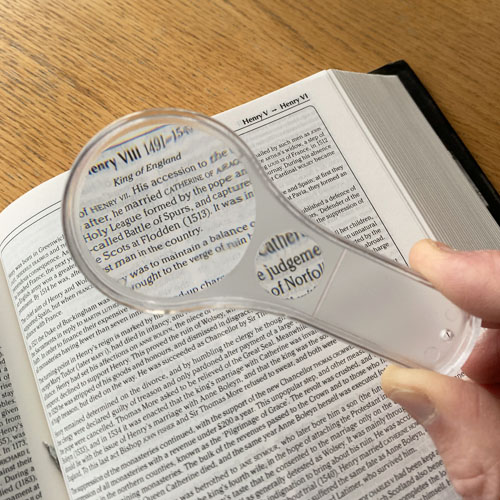 Child Size Mini Pocket Magnifying Glass 